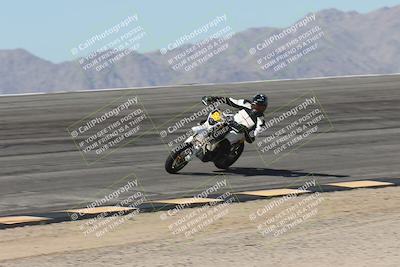 media/Oct-13-2025-Moto Forza (Mon) [[a66d839500]]/4-C Group/Session 2 (Bowl)/